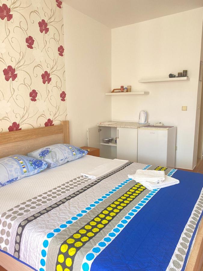 Guest House Villa Natali Budva Luaran gambar