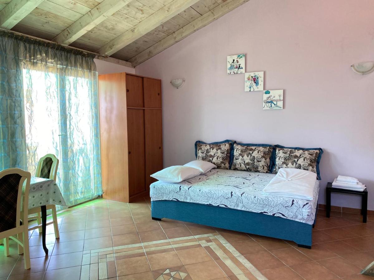 Guest House Villa Natali Budva Luaran gambar