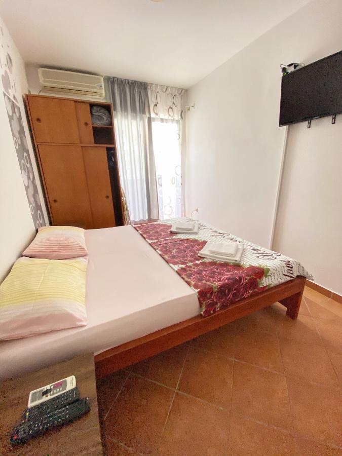 Guest House Villa Natali Budva Luaran gambar