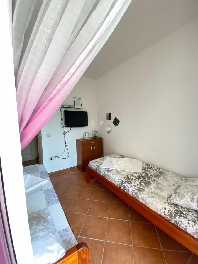 Guest House Villa Natali Budva Luaran gambar