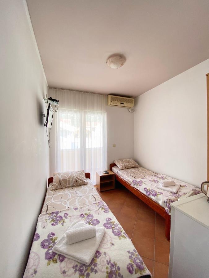 Guest House Villa Natali Budva Luaran gambar