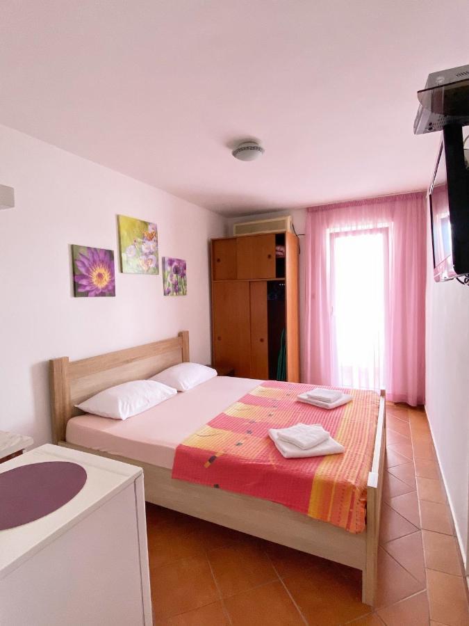 Guest House Villa Natali Budva Luaran gambar